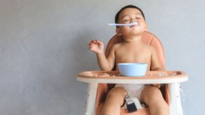 alimentação sólida do bebê